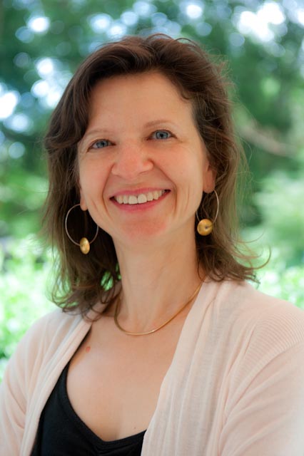 Yvonne M. Hamm - Leiterin